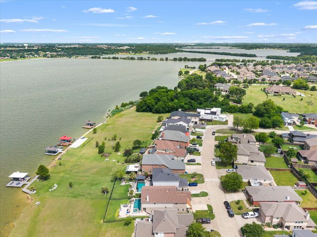 2305 Windjammer Way, Rowlett, TX 75088