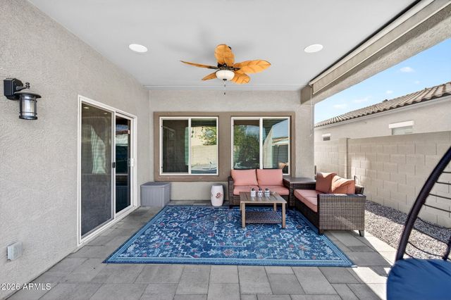 10840 W SADDLEHORN Road, Peoria, AZ 85383