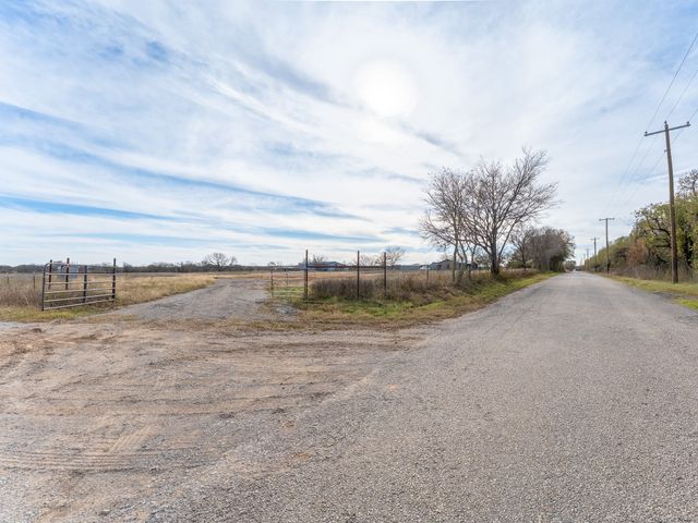 630 CR-3825, Bridgeport, TX 76426
