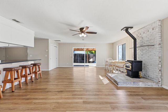 3456 W Mendocino Ave, Stockton, CA 95204