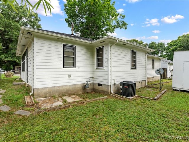 3204 Evergreen Ave, Hopewell, VA 23860