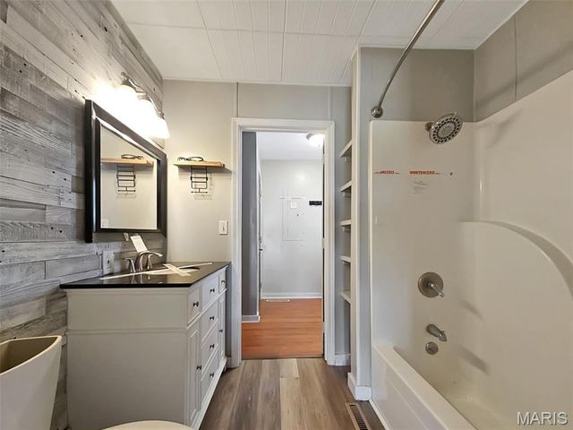 1512 Sanders Avenue, Poplar Bluff, MO 63901