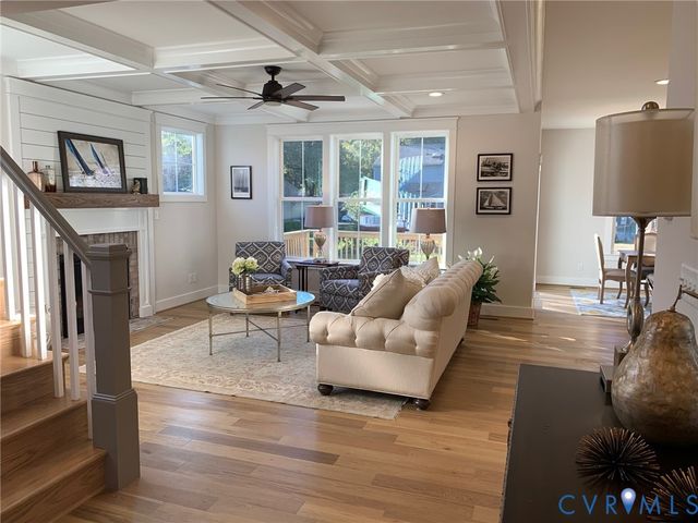 2 Elm Crest Dr, Chesterfield, VA 23236