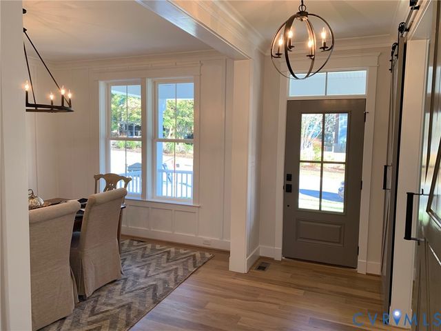 2 Elm Crest Dr, Chesterfield, VA 23236