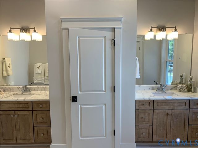 2 Elm Crest Dr, Chesterfield, VA 23236