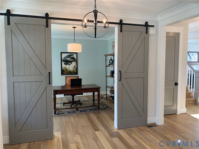 2 Elm Crest Dr, Chesterfield, VA 23236