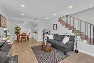 745 Claraday 6, Glendora, CA 91740