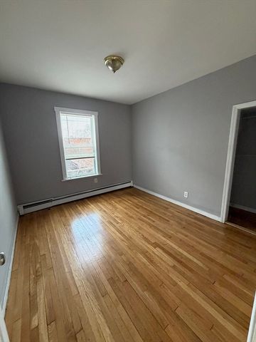 43 Adams St 1, Lynn, MA 01902
