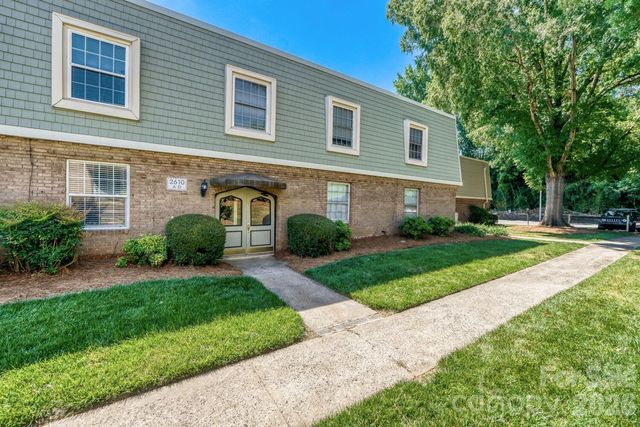 2610 Park Road B, Charlotte, NC 28209