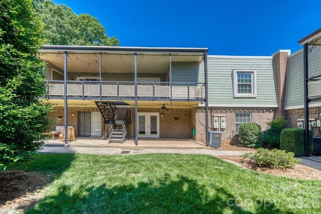 2610 Park Road B, Charlotte, NC 28209
