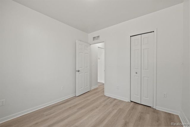 109 Cadillac Street, Pontiac, MI 48342