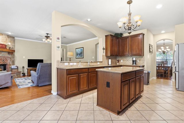 3807 Cypress Point CV, Round Rock, TX 78664