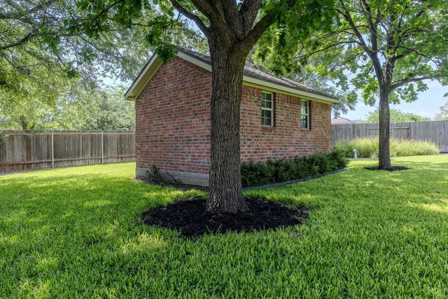 3807 Cypress Point CV, Round Rock, TX 78664