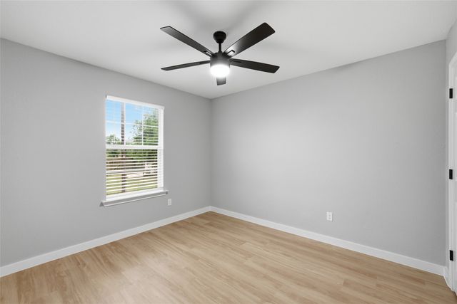 210 W Madison Street, Hillsboro, TX 76645