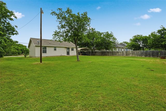 210 W Madison Street, Hillsboro, TX 76645