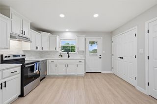 210 W Madison Street, Hillsboro, TX 76645