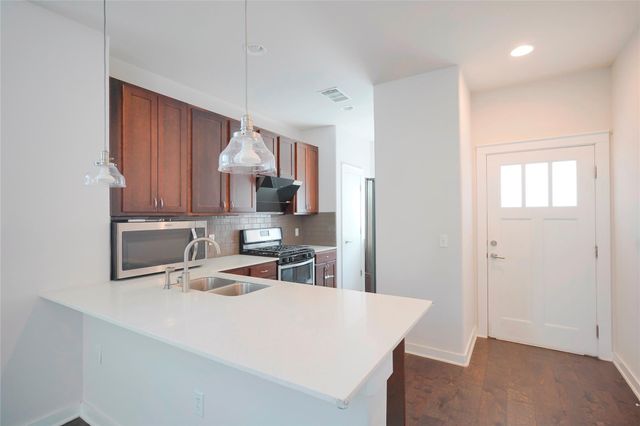 8945 Parker Ranch CIR A, Austin, TX 78748