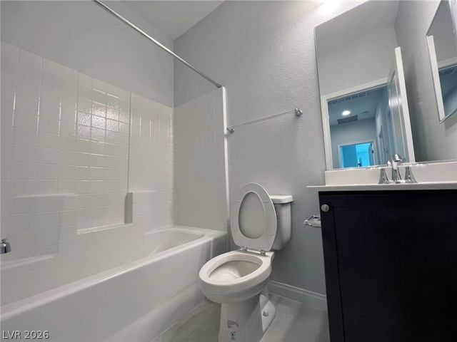 5870 Steinbeck Valley Street, Las Vegas, NV 89113