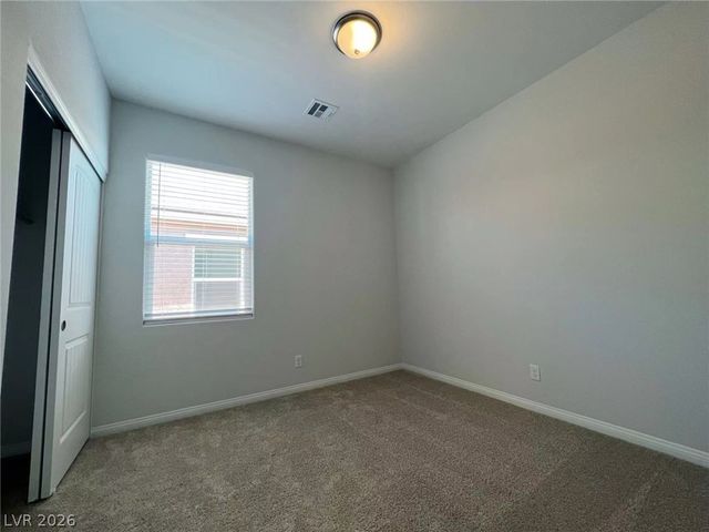 5870 Steinbeck Valley Street, Las Vegas, NV 89113