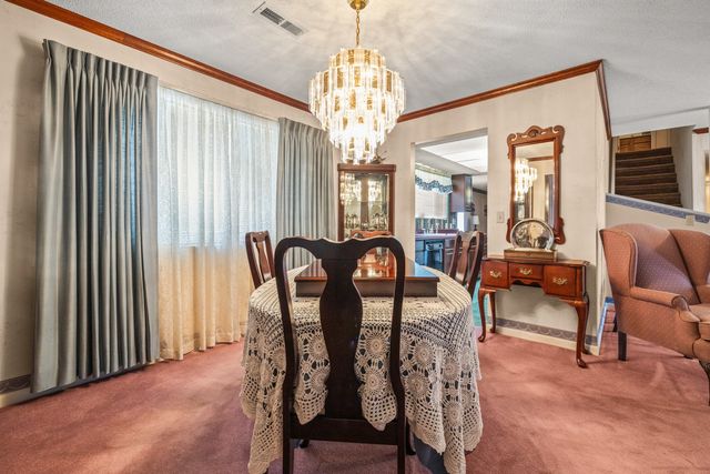 1002 N Beech Dr, Fayetteville, TN 37334