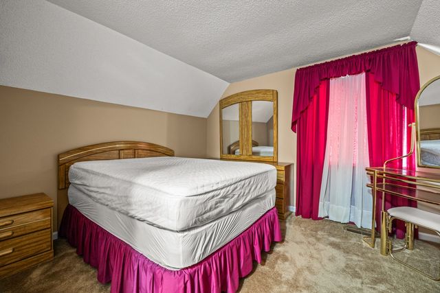 1002 N Beech Dr, Fayetteville, TN 37334