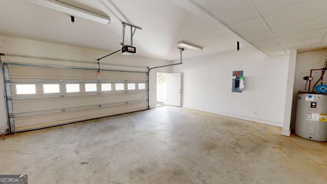 5610 Garden Circle, Douglasville, GA 30135