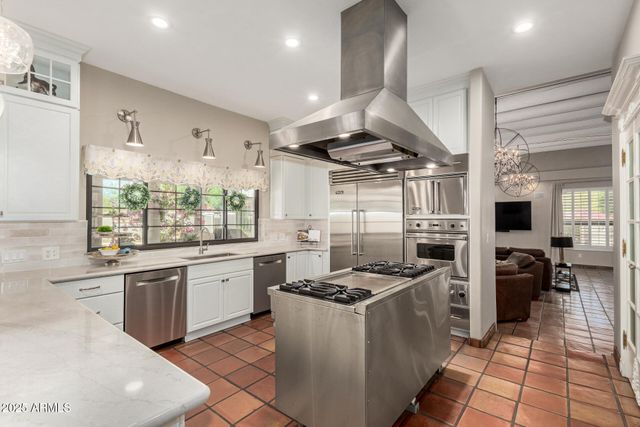 29449 N 64TH Street, Cave Creek, AZ 85331