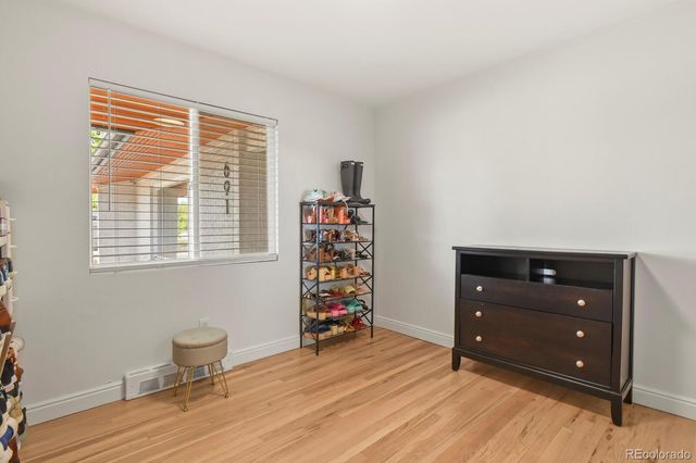 691 S Holly Street, Denver, CO 80246