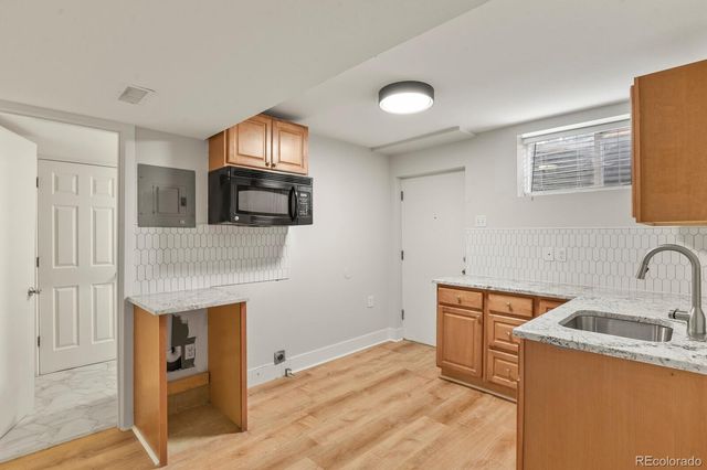 691 S Holly Street, Denver, CO 80246