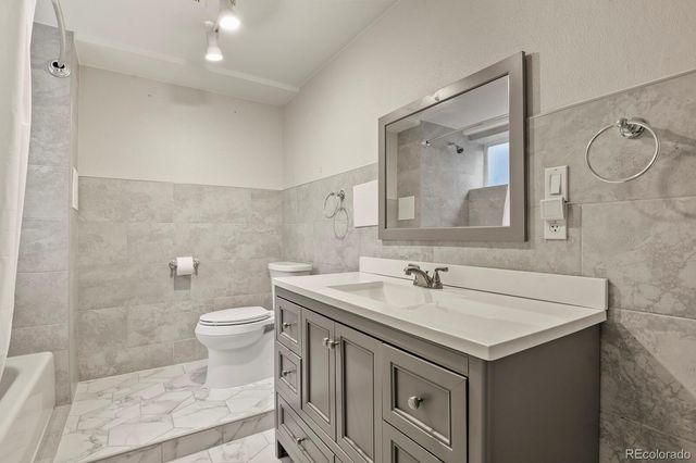 691 S Holly Street, Denver, CO 80246