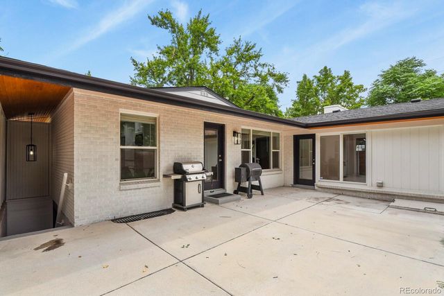 691 S Holly Street, Denver, CO 80246