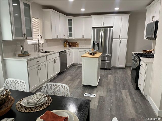 3929 Federal Boulevard, Denver, CO 80211