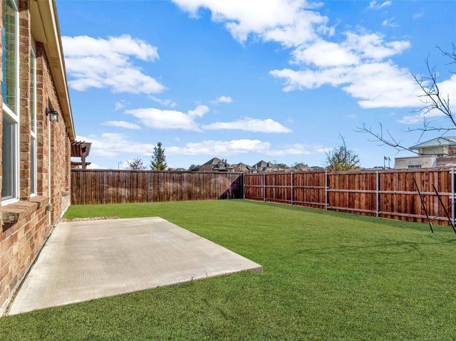 2011 Avondown Road, Forney, TX 75126