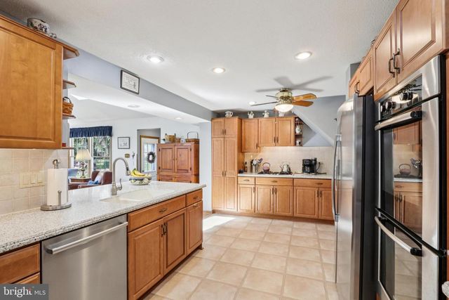 430 COTTAGE AVE, Edgewater Park, NJ 08010