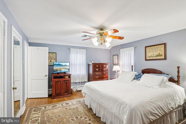 430 COTTAGE AVE, Edgewater Park, NJ 08010