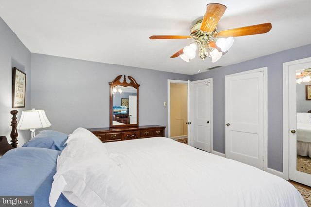 430 COTTAGE AVE, Edgewater Park, NJ 08010