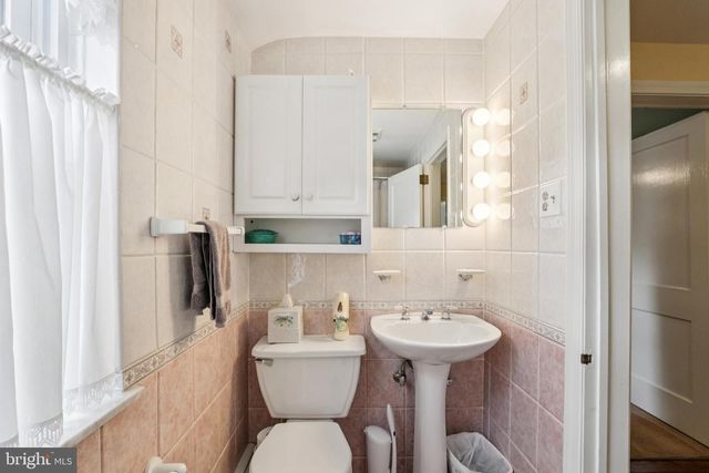 430 COTTAGE AVE, Edgewater Park, NJ 08010