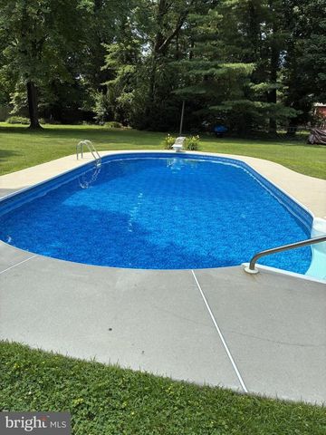 430 COTTAGE AVE, Edgewater Park, NJ 08010