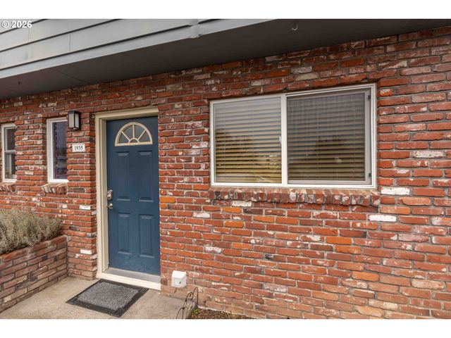 1935 Ne 19TH St, Gresham, OR 97030