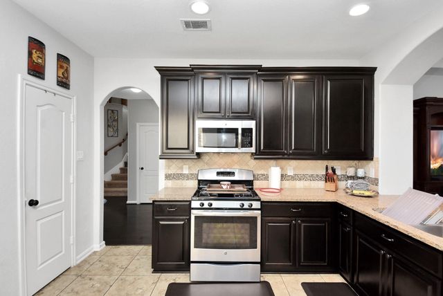 2870 Ginger Cove Lane, Dickinson, TX 77539