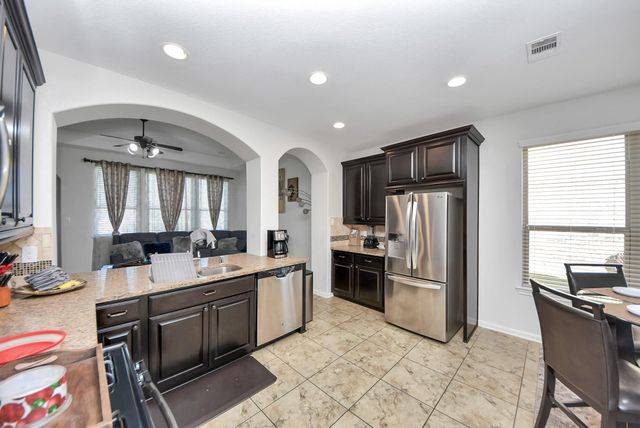 2870 Ginger Cove Lane, Dickinson, TX 77539