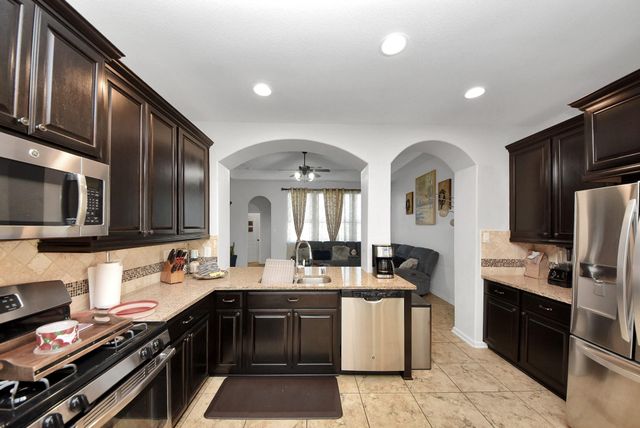 2870 Ginger Cove Lane, Dickinson, TX 77539