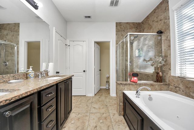 2870 Ginger Cove Lane, Dickinson, TX 77539