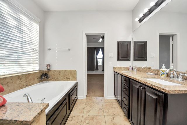 2870 Ginger Cove Lane, Dickinson, TX 77539