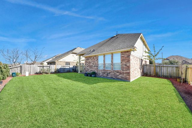 2870 Ginger Cove Lane, Dickinson, TX 77539