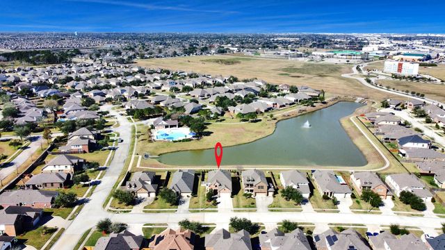 2870 Ginger Cove Lane, Dickinson, TX 77539