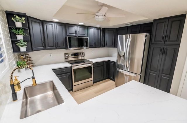 4303 E Cactus Road 128, Phoenix, AZ 85032