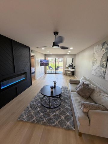 4303 E Cactus Road 128, Phoenix, AZ 85032