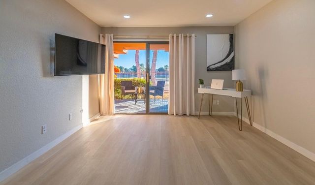 4303 E Cactus Road 128, Phoenix, AZ 85032
