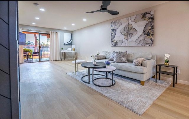 4303 E Cactus Road 128, Phoenix, AZ 85032